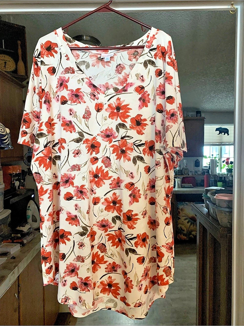 LuLaRoe Iris Floral Tunic White & Red 2XL Like New